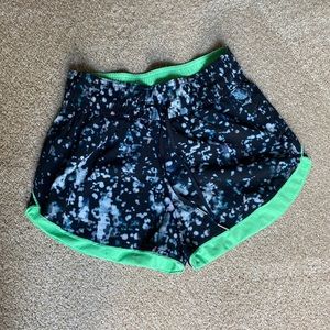 Lululemon Choose a Side Reversible Short *3”